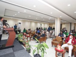 Wali Kota Makassar Ingatkan Pentingnya Berbagi Informasi Kesehatan dan Waspada Penyebaran Covid 19