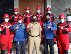 Luwu Berduka, Danny Pomanto Lepas Tim Rescue Damkar Makassar Selamatkan Warga