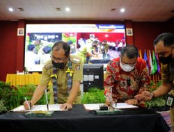 Beri Kuliah Umum, Danny Bakar Semangat Mahasiswa UNM