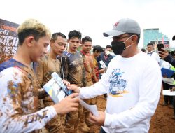 Wali kota Danny Buka Otomotif Open Tournament Grasstrack Dan Motocross 2021