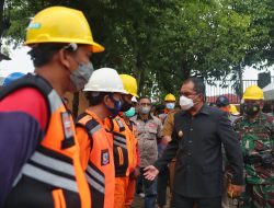 Tinjau Dua Posko Banjir, Danny Cek Kesiapan Satgas Drainase