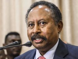 PM Sudan Mengundurkan Diri, Israel Kembali Gempur posisi Hamas di Gaza