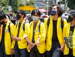 Jelang Demo 11 April, Ponsel Koordinator Pusat dan Anggota BEM SI Diretas