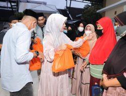 Terobos Macet Fatma Naik Motor, Resmikan Masjid Di Tamalanrea