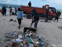 Libur Lebaran, Pantai Bira Bulukumba Banjir Sampah