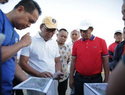 Danny Akan Bangun Waterfront Di Kelurahan Tello