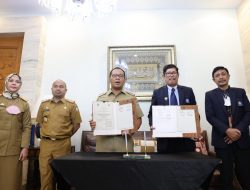 Wali Kota Danny Teken MoU Bersama Politeknik Pariwisata Kembangkan Potensi Wisata Makassar