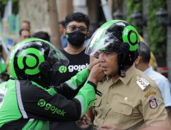 Danny Pomanto ke Balai Kota Naik Ojol Listrik Tanpa Pesan Via Aplikasi