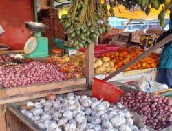 Pedagang Bahan Pokok di Makassar Naikkan Harga, Imbas Kenaikan BBM