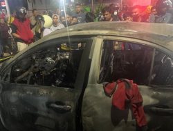 Minibus Terbakar di SPBU Makassar, Percikan Api Diduga dari Tangki Mobil