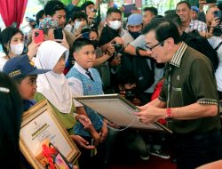 Dampingi Menkumham RI, Danny Pomanto Sapa Siswa Perkenalkan DJKI Mengajar