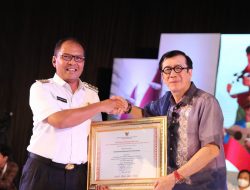 Danny Pomanto Raih Penghargaan dari Kemenkumham RI, Kontribusi Terbesar Permohononan KI