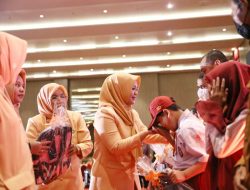Ketua TP PKK Hadiri Puncak Peringatan HUT Dharma Wanita Persatuan ke-23
