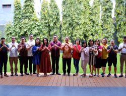 Bangun Silaturahmi di Hari Imlek, Danny Sambangi Tokoh Tionghoa