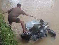 Mobil Terjun Ke Sungai di Pangkep, 5 Penumpang Tewas-1 Selamat