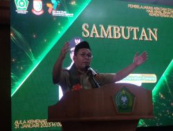 Danny Gaungkan Perkuatan Umat di Hadapan Seluruh Pegawai Kemenag Makassar