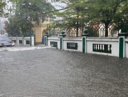 Banjir Makassar Setinggi Leher Orang Dewasa Diprediksi Terjadi hingga Sore