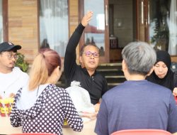 Danny Pomanto Perkenalkan Keindahan Pulau Samalona ke Tim Singapore Cooperation Enterprise