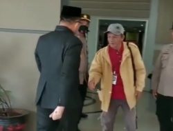 Ketua DPRD Luwu Timur Tolak Jabat Tangan Warga Viral di Medsos