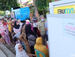 Pasar Murah di Anjungan Sungai Mata Allo Diserbu Warga Enrekang