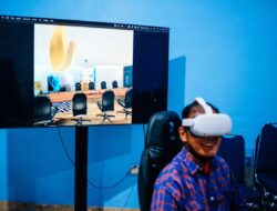Diskominfo Mulai Uji Coba Meeting Lewat VR, Siap Wujudkan Makassar Kota Metaverse
