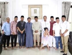 Usai Shalat Idul Adha, PJ Sekda Rajut Silatuhrahmi Lewat Open House